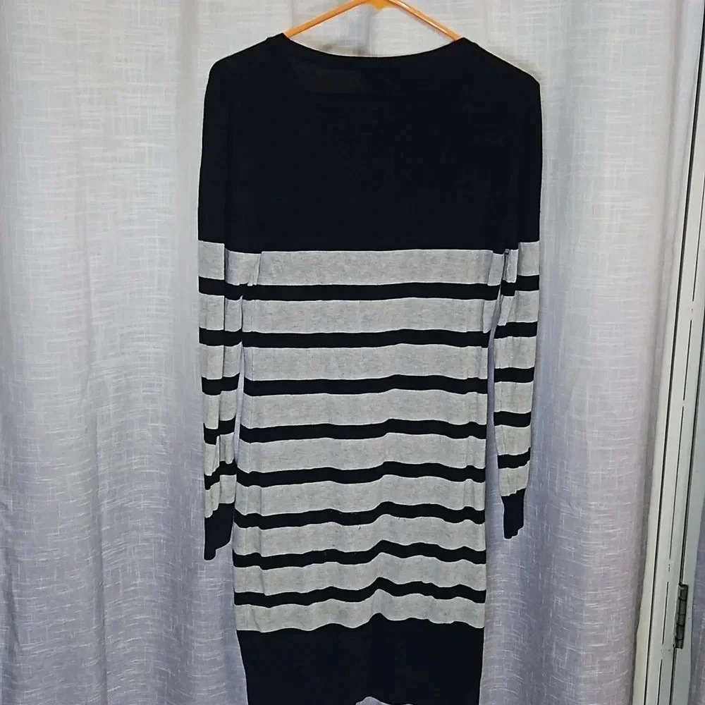 PREMISE SWEATER DRESS - Picture 5 of 8